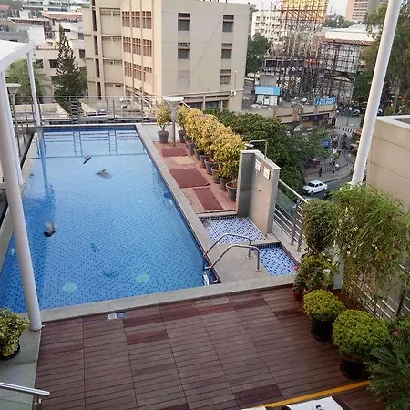 Iris The Business Hotel 